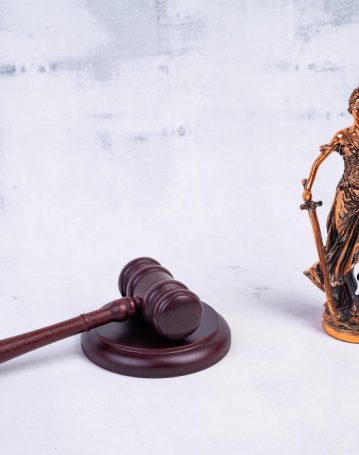 law-concept-gavel-lady-justice